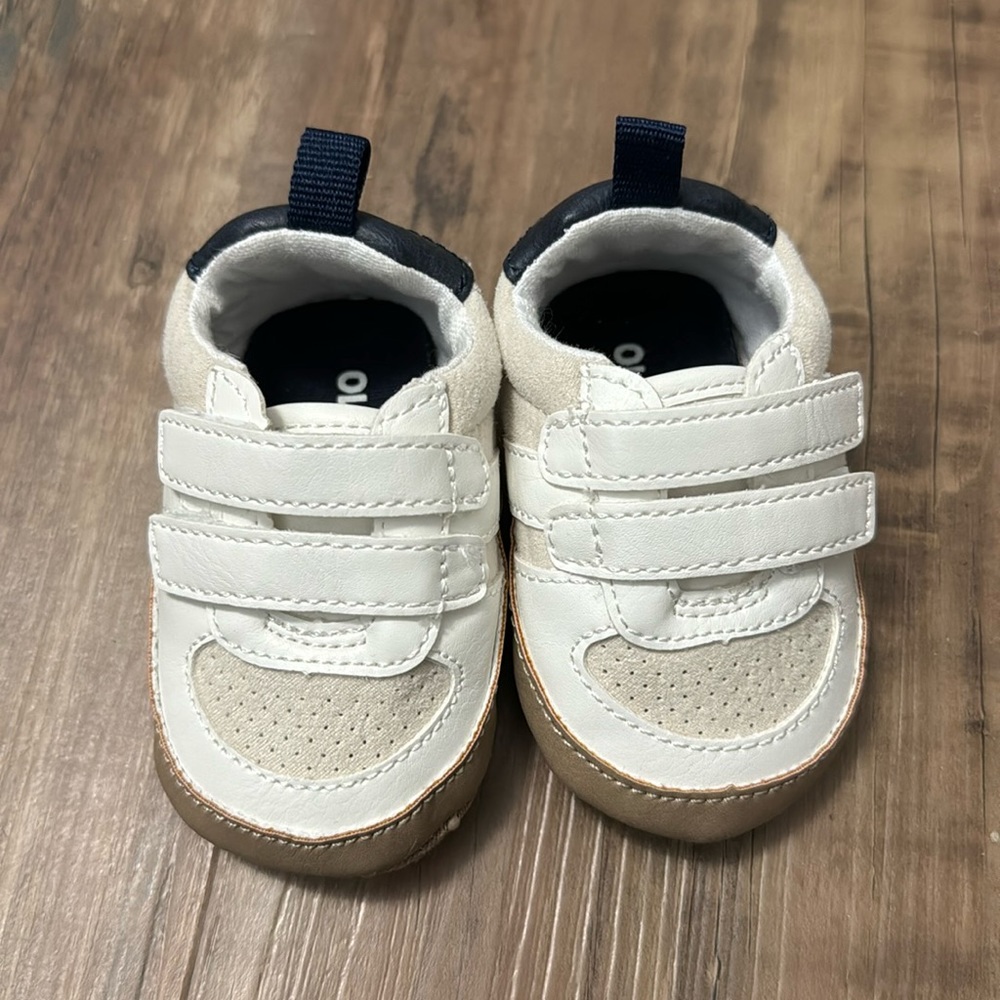 Old Navy Sneakers